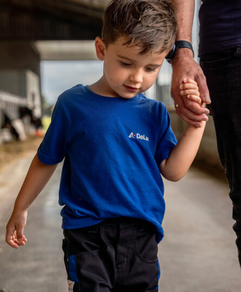 Diverse offisielle nyheter som kommer på Agroteknikk barn i arbeidsklær