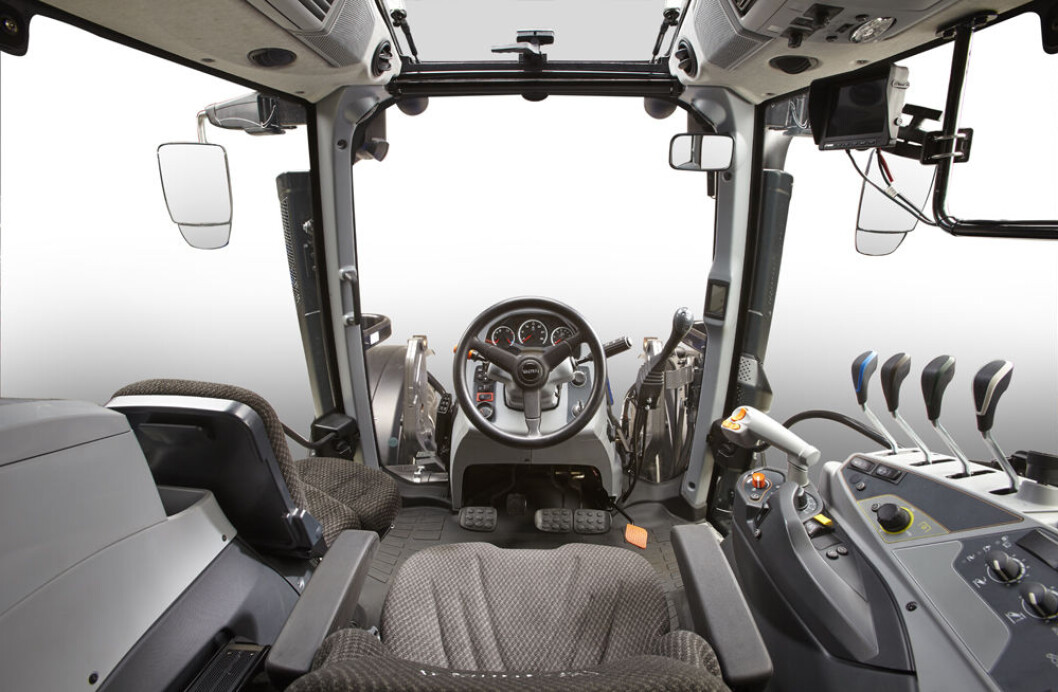 Valtra T4_HiTech_Cab Valtra T4_HiTech_Cab