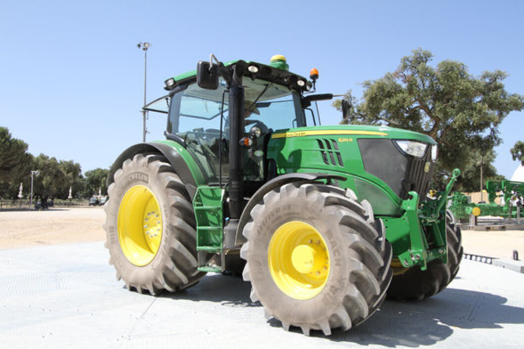 JD 6210R_1 JD 6210R_1