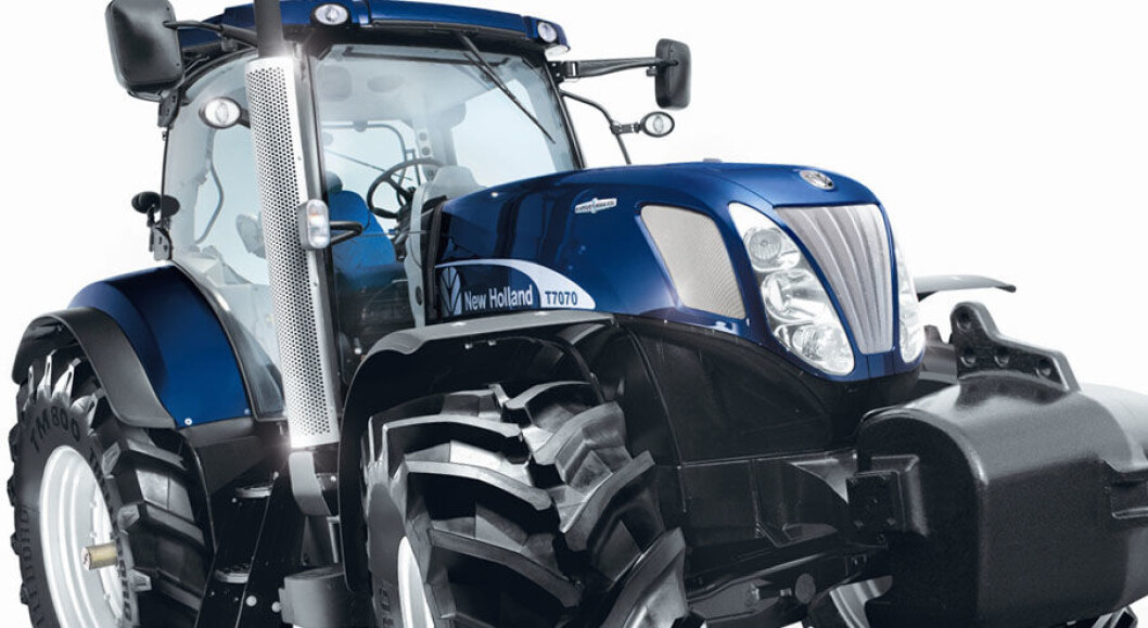 new holland t7070 blue power b.jpg new holland t7070 blue power b.jpg