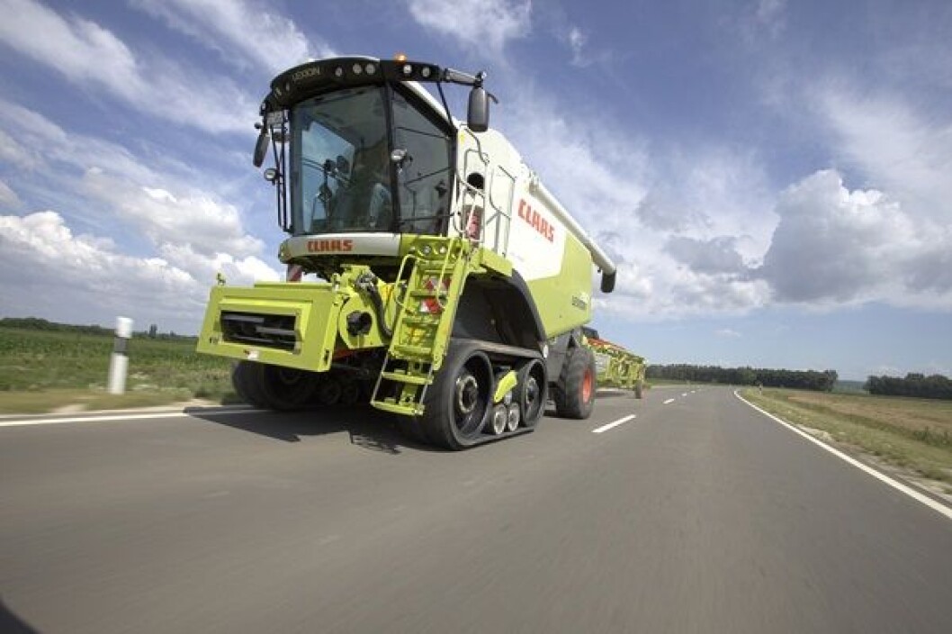 Claas Lexion 750 Terratrac 40 kmh Claas Lexion 750 Terratrac 40 kmh