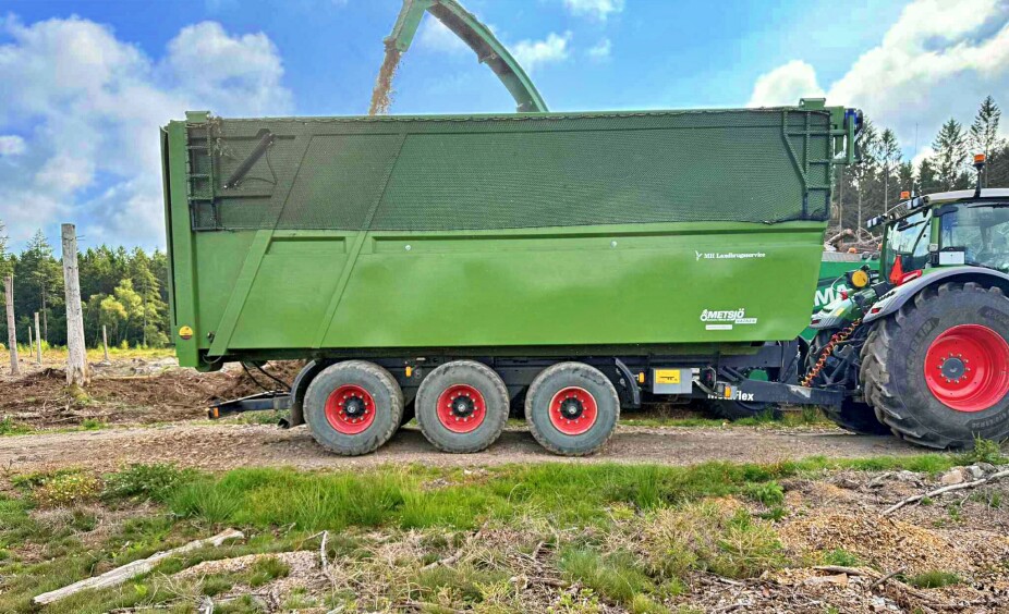Metsjö med ny krok-container på 50 m³