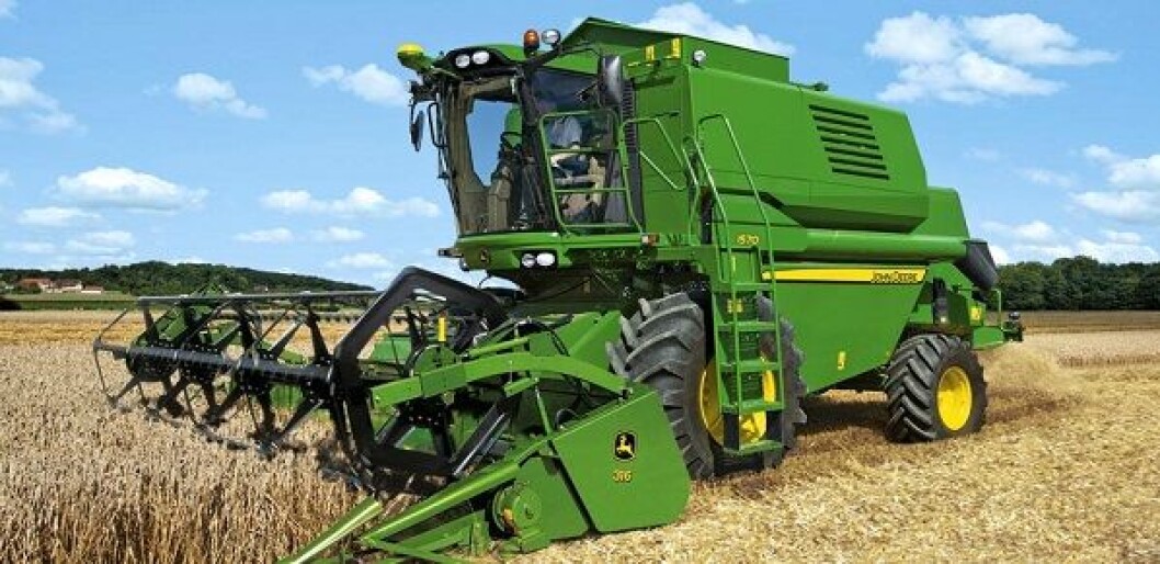 John Deere 1570 skurtresker John Deere 1570 skurtresker