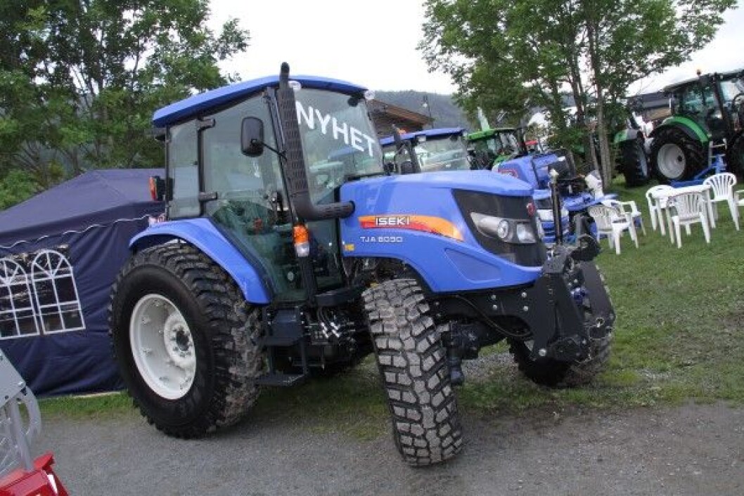 Iseki TJA 8090 1 Iseki TJA 8090 1