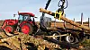 Tømmerkjøring med Zetor traktor og tømmerhenger
