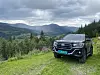 Pickup parkert med utsikt over Gudbrandsdalen