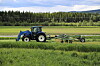 traktor med samlerive.