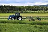 traktor med samlerive.