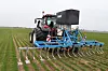Traktor med ElectroWeeder