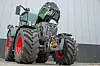 En elektrisk ombygd Fendt med panseret åpent