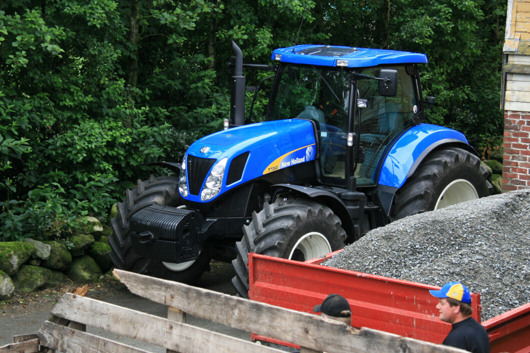 NH T7000_09 NH T7000_09