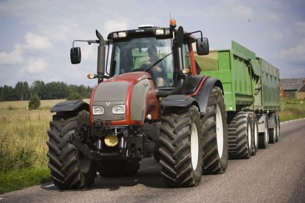 Valtra T to hengere_2 Valtra T to hengere_2
