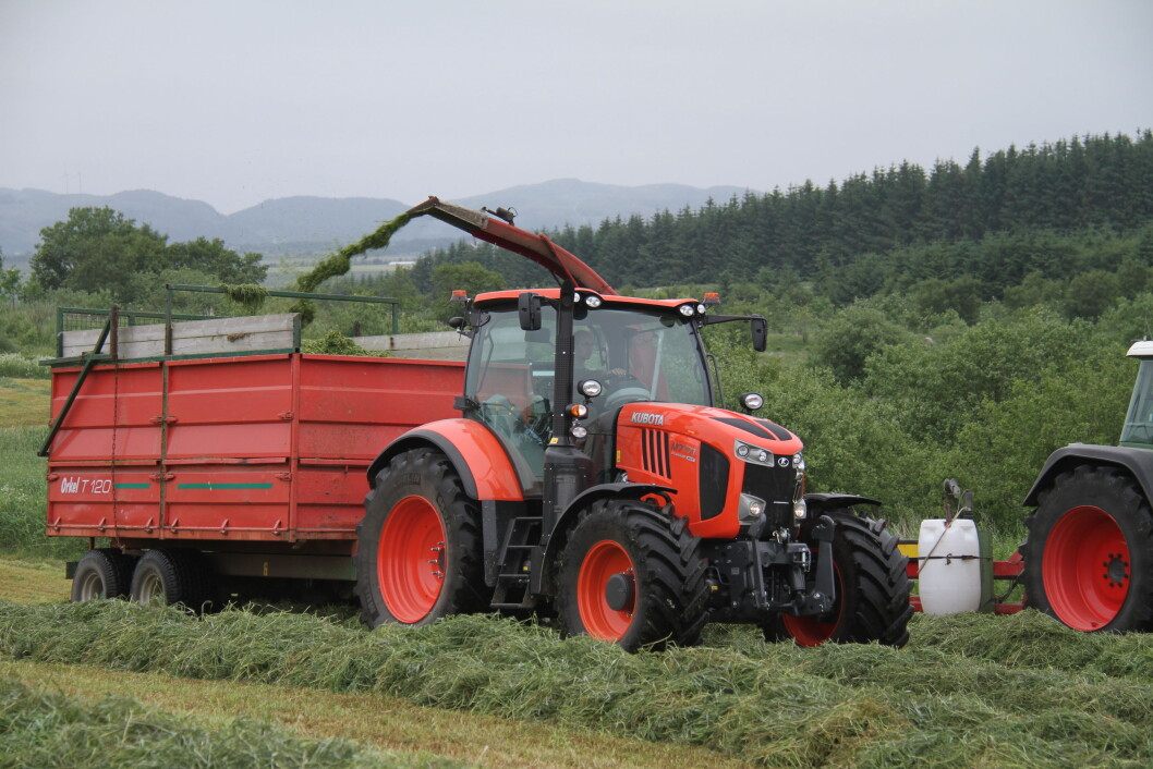 Enkelte norske Kubota-forhandlere mener de har slitt i motbakke den siste tida, men håper og tror at problemene i det norske importleddet nå er løst. Enkelte norske Kubota-forhandlere mener de har slitt i motbakke den siste tida, men håper og tror at problemene i det norske importleddet nå er løst.