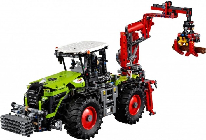 Premie 23. desember: Lego Technic 42054, ein modell av Claas Xerion, gitt av Håmsø Patentbyrå. Premie 23. desember: Lego Technic 42054, ein modell av Claas Xerion, gitt av Håmsø Patentbyrå. 
