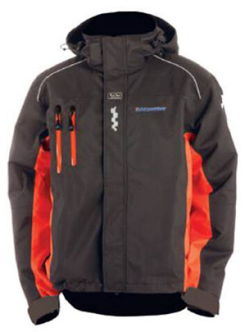 Premie 4. desember: Teknisk Helly-Hansen allværsjakke frå A-K maskiner. Premie 4. desember: Teknisk Helly-Hansen allværsjakke frå A-K maskiner. 