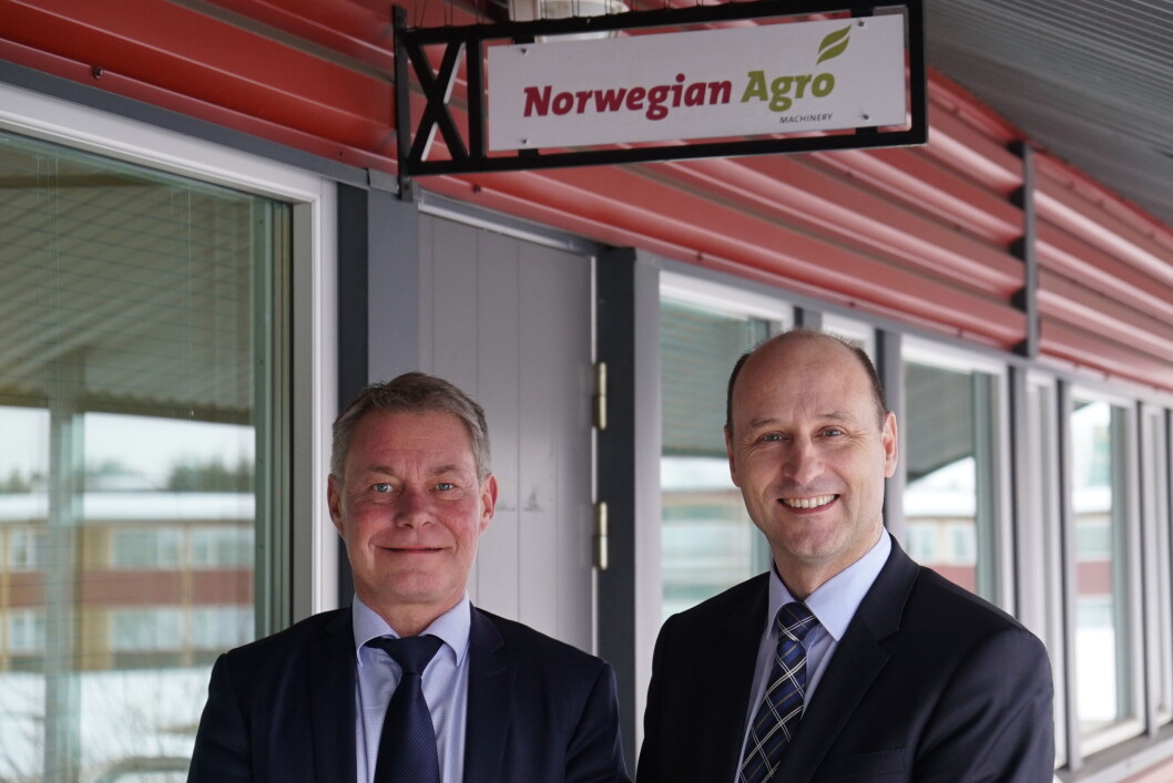 Michael Husfeldt til venstre, Jens Skifter til høyre. Foto: Danish Agro Machinery Michael Husfeldt til venstre, Jens Skifter til høyre. Foto: Danish Agro Machinery