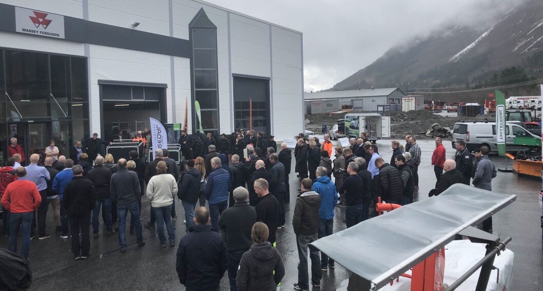 Fra åpningen av nye Eiksenteret Ørsta. Foto: John Henrik Stadtler Fra åpningen av nye Eiksenteret Ørsta. Foto: John Henrik Stadtler
