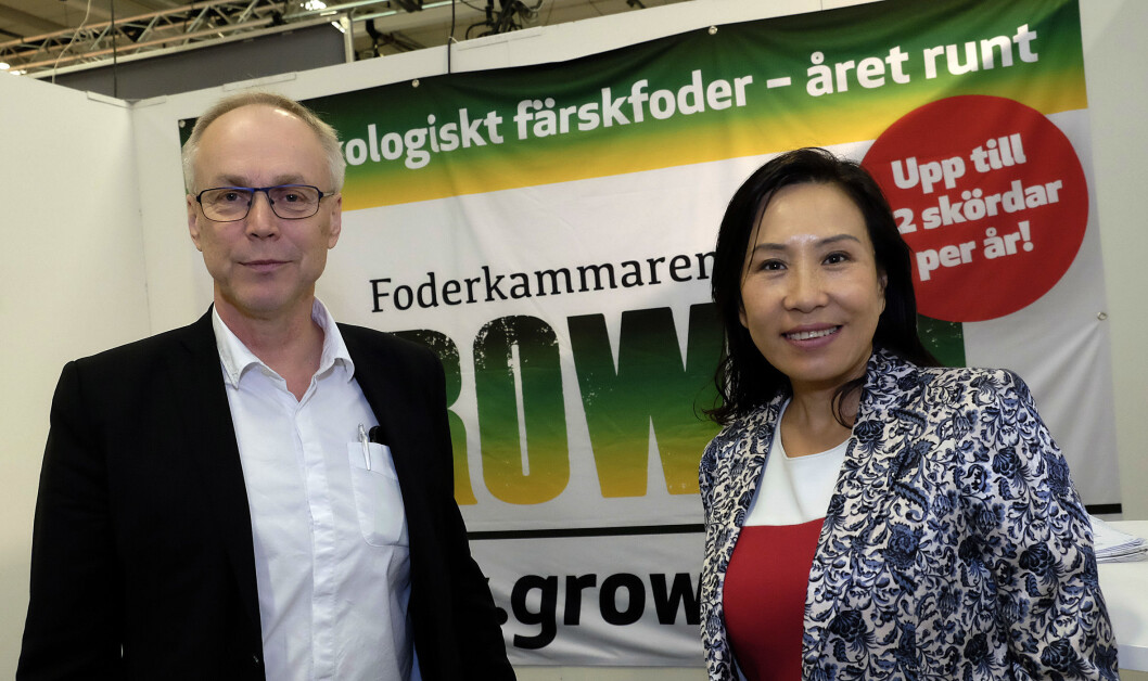 Anders Karlsson og Lisa Nilsson fra Grow It presenterer container-dyrking av fôr på Elmia Lantbruk. Foto: Elmia Anders Karlsson og Lisa Nilsson fra Grow It presenterer container-dyrking av fôr på Elmia Lantbruk. Foto: Elmia
