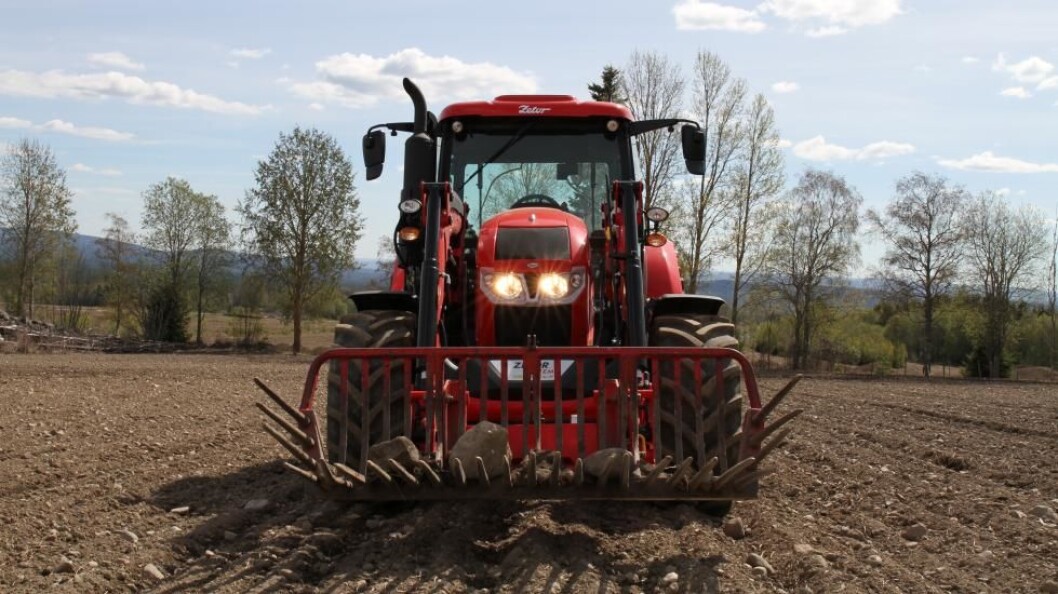Vi har prøvekjørt Zetor Forterra 140 HSX. Foto: Magnus Sørlie Vi har prøvekjørt Zetor Forterra 140 HSX. Foto: Magnus Sørlie