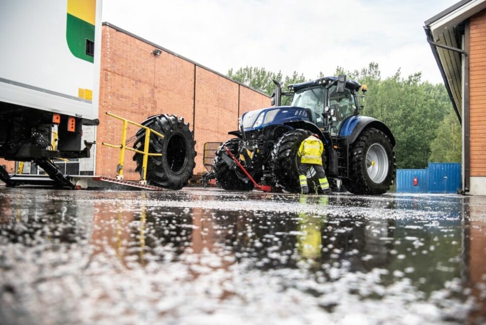 Vi har i en årrekke hatt gruppetester av traktorer. I år har vi istedet testet traktordekk. Første del får du nå, i Bedre Gardsdrift nr. 1.