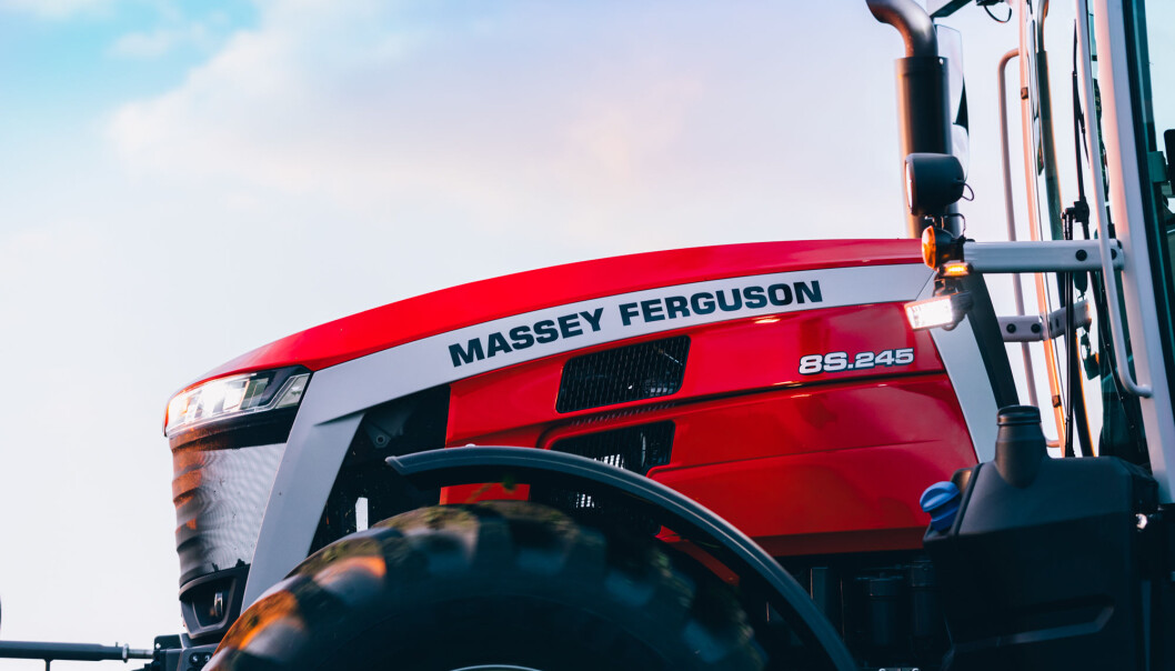 De som hadde håpt å se 8S-serien fra Massey Ferguson på Eima, må belage seg på å bli skuffet. De som hadde håpt å se 8S-serien fra Massey Ferguson på Eima, må belage seg på å bli skuffet.