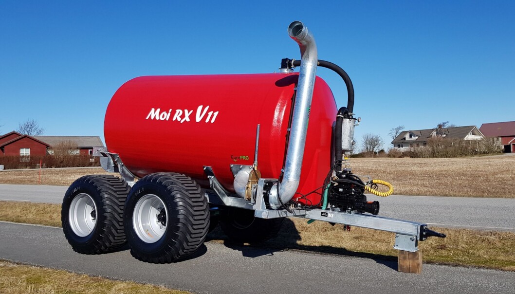 Moi RX V er en av de første vakuumvognene i verden med glassfibertank. Moi RX V er en av de første vakuumvognene i verden med glassfibertank.