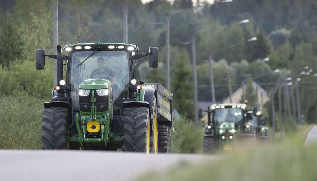 John Deere økte forspranget ned til Valtra i oktober. John Deere økte forspranget ned til Valtra i oktober.