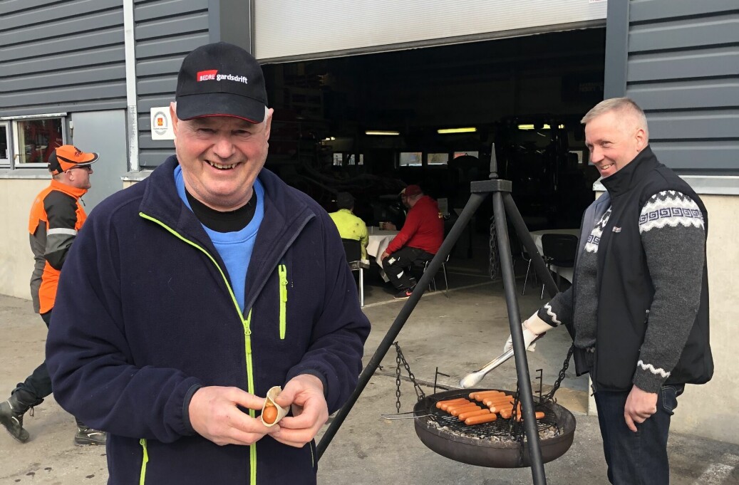 Lars Hauglid hadde tatt på seg finlua da vi traff ham under vårdagen hos Akerhus Traktor på Jessheim i 2019.