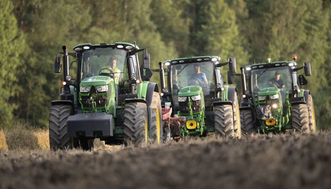 3 x John Deere 6155 i test. 3 x John Deere 6155 i test.