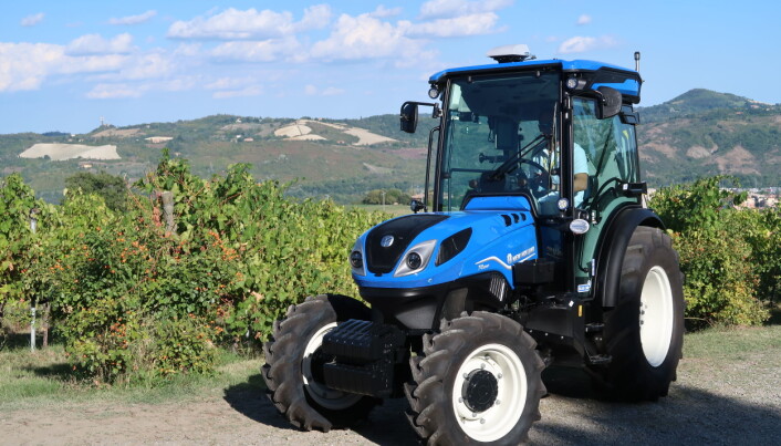 <span class=" italic" data-lab-italic_desktop="italic">New Holland T4.120F</span> <span class=" italic" data-lab-italic_desktop="italic">New Holland T4.120F</span>
